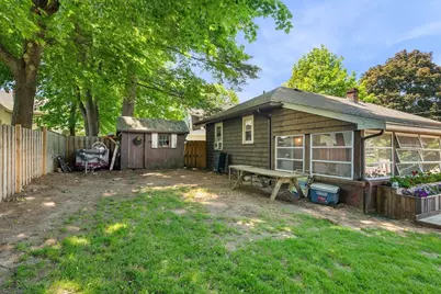 15 Quannapowitt Ave, Wakefield, MA 01880 - Photo 26