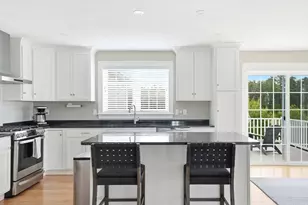 9 Blossom Dr, Plymouth, MA 02360 - Photo 8