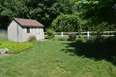 20 Exeter Street, West Springfield, MA 01089 - Photo 40
