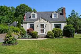 20 Exeter St, West Springfield, MA 01089 - Photo 1