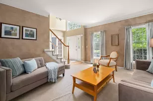15 Winthrop Dr, Franklin, MA 02038 - Photo 6