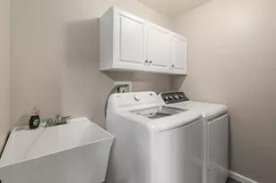15 Winthrop Dr, Franklin, MA 02038 - Photo 38