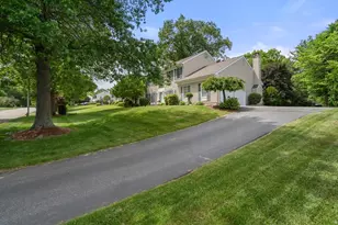 15 Winthrop Dr, Franklin, MA 02038 - Photo 40