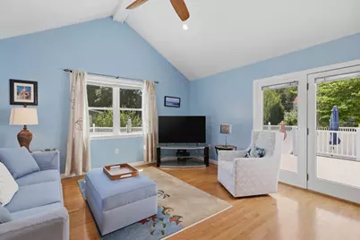 35 Kendrick Road, Wakefield, MA 01880 - Photo 4