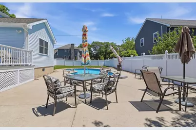 35 Kendrick Road, Wakefield, MA 01880 - Photo 26