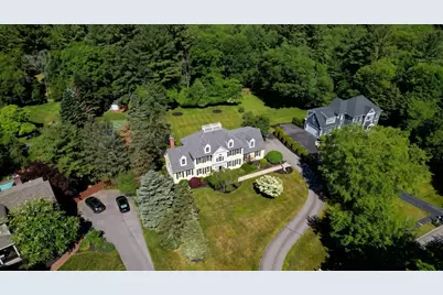 4 Macintyre Drive, North Reading, MA 01864 - Photo 2