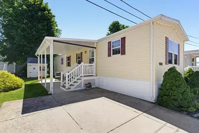 300 East Washington #11 NW, North Attleboro, MA 02760 - Photo 2