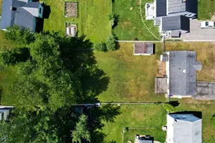 160 Burnham Rd, Lowell, MA 01852 - Photo 30