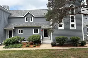 3 Fairway Ln, Blackstone, MA 01504 - Photo 2