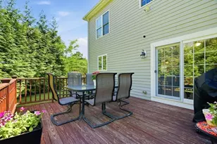 38 Woodley Ave, Boston, MA 02132 - Photo 16