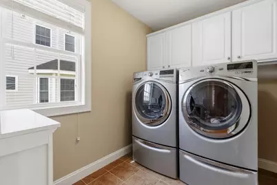 38 Woodley Ave, Boston, MA 02132 - Photo 18