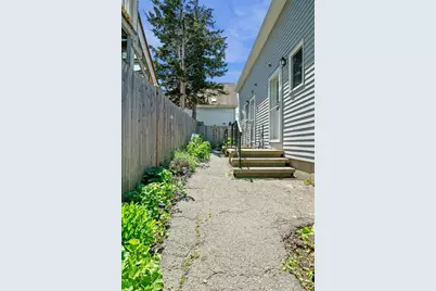 6 Lenox #1, Beverly, MA 01915 - Photo 18