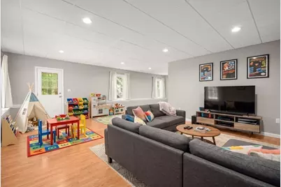 3 Poe Circle, Tyngsborough, MA 01879 - Photo 32