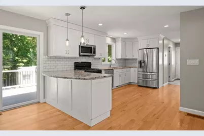 3 Poe Circle, Tyngsborough, MA 01879 - Photo 4