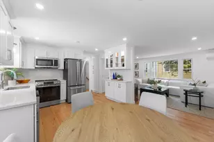 22 Park St, Wakefield, MA 01880 - Photo 8