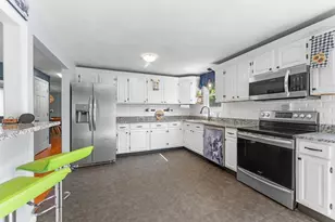 15 Old Farm Rd, Spencer, MA 01562 - Photo 14