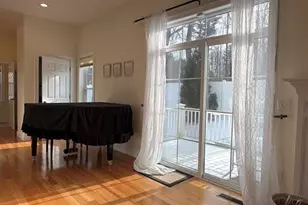 33 Boardwalk Dr, Andover, MA 01810 - Photo 4