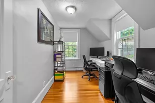 42 Wood St, Woburn, MA 01801 - Photo 24