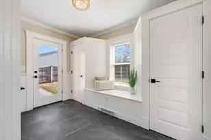 8 Riverside Ave, Gloucester, MA 01930 - Photo 18