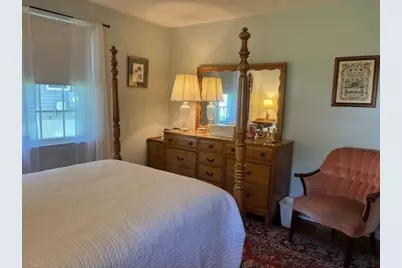 43 Pine Hill Rd, Springfield, MA 01118 - Photo 16