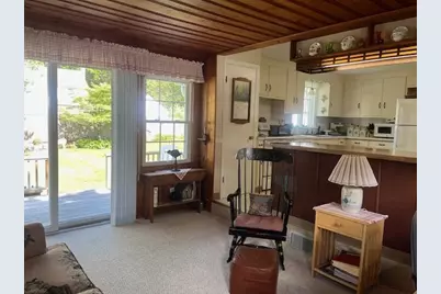 43 Pine Hill Rd, Springfield, MA 01118 - Photo 4