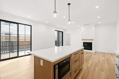 27 Shepard St #3, Boston, MA 02135 - Photo 8