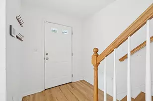 26 Oakwood St, Boston, MA 02136 - Photo 8
