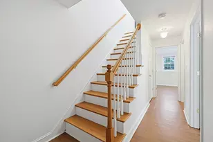 26 Oakwood St, Boston, MA 02136 - Photo 16