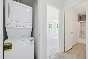 26 Oakwood St, Boston, MA 02136 - Photo 12