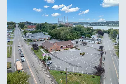 54 County St, Somerset, MA 02726 - Photo 4