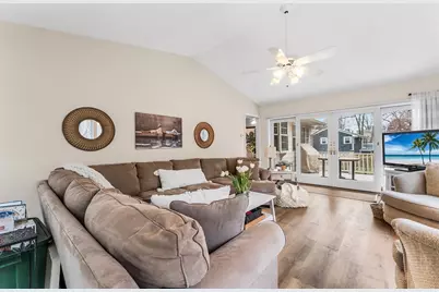 3 Harvard St, Peabody, MA 01960 - Photo 10