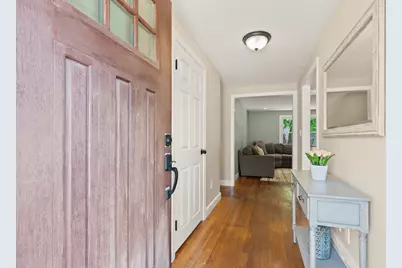 178 Webster St, Needham, MA 02494 - Photo 2