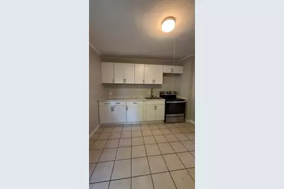 14 C St #1, Northbridge, MA 01534 - Photo 2