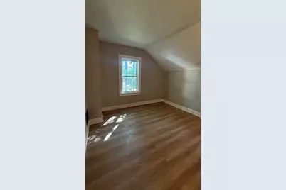 14 C St #1, Northbridge, MA 01534 - Photo 8