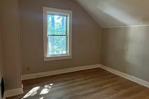 14 C St, Northbridge, MA 01534 - Photo 8