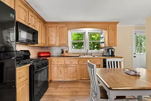 125 Hoyt Ave, Lowell, MA 01852 - Photo 10