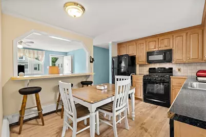 125 Hoyt Ave, Lowell, MA 01852 - Photo 12