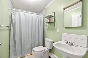 125 Hoyt Ave, Lowell, MA 01852 - Photo 16