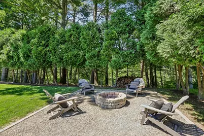 15 Lorraine Metcalf Dr, Wrentham, MA 02093 - Photo 32