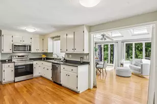 15 Lorraine Metcalf Dr, Wrentham, MA 02093 - Photo 14