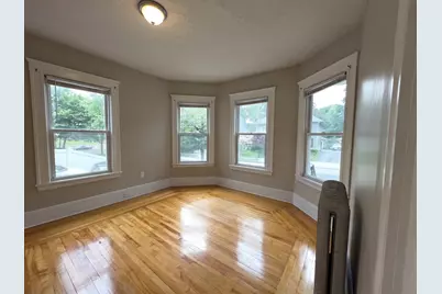 2 Haviland St, Worcester, MA 01602 - Photo 6