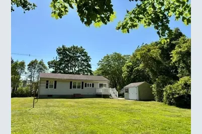 4122 Acushnet Ave, New Bedford, MA 02745 - Photo 6