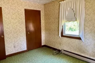 4122 Acushnet Ave, New Bedford, MA 02745 - Photo 20