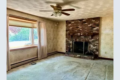 4122 Acushnet Ave, New Bedford, MA 02745 - Photo 14
