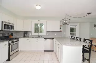 163 Old Ferry Dr, Methuen, MA 01844 - Photo 4