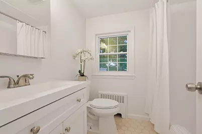 36 Grandview Ave, Melrose, MA 02176 - Photo 20