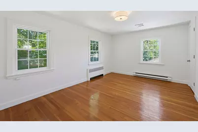 36 Grandview Ave, Melrose, MA 02176 - Photo 24