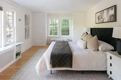 1643 Washington St, Newton, MA 02465 - Photo 14