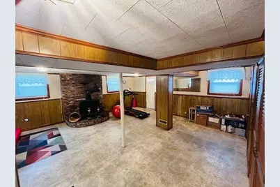 27 Westboro Rd, Marlborough, MA 01752 - Photo 18