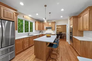 22 Sawyer Ln, Middleton, MA 01949 - Photo 4